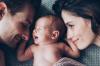 TOP 4 proceduri zilnice de îngrijire a nou-născuților: notă pentru mama