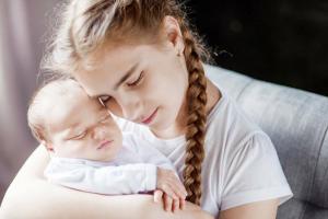 Când să naști o secundă: diferența de vârstă ideală pentru bebeluși