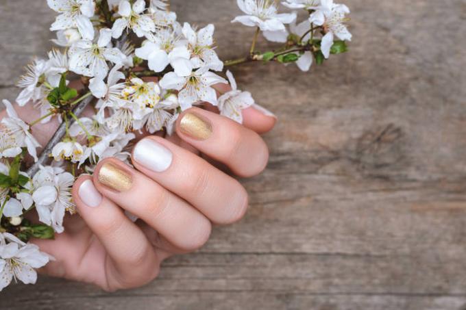 20 idei de primăvară manichiura 2019: culori la modă și decorațiuni de primăvară