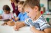 Cum se remediază scrierea de mână proastă la un copil: sfaturi pentru părinți