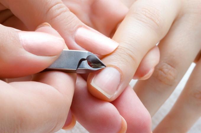 7 greșeli grave de manichiură pe care le face fiecare femeie