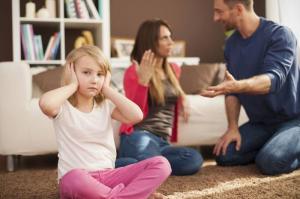 Soțul este gelos pe copil: ce să facă