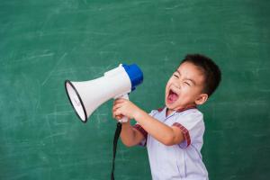 Ce greșeli ale adulților afectează grav dezvoltarea discursului preșcolarilor