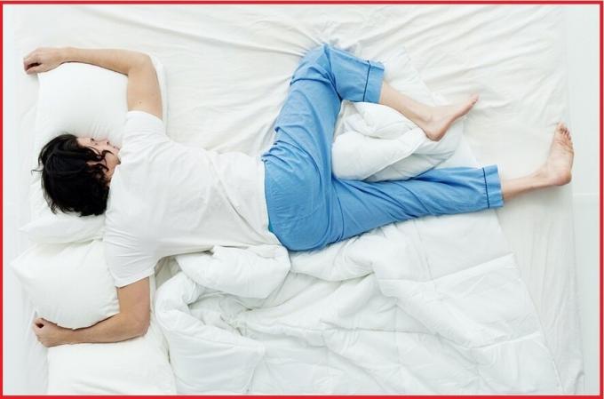 Poziția Incomode a corpului in timpul somnului