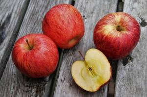 5 motive pentru care aveți nevoie pentru a mânca mere