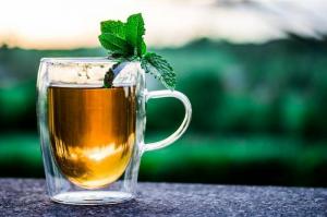 De ce nu poți bea ceai fierbinte și de ce pungile de ceai sunt mai bune decât frunzele de ceai