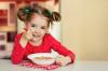 Copilul refuză să mănânce la grădiniță: Top 5 cauze și soluții posibile