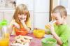 Cum să hrănești un copil vara: alimente utile pentru imunitatea copiilor