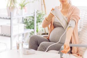 Accident vascular cerebral în timpul sarcinii și la naștere: principalii factori de risc