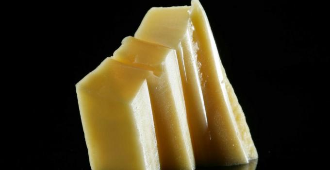 Brânză galben - cașcaval